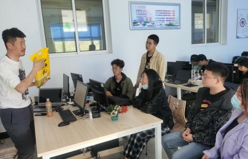 电子商务属于什么专业组